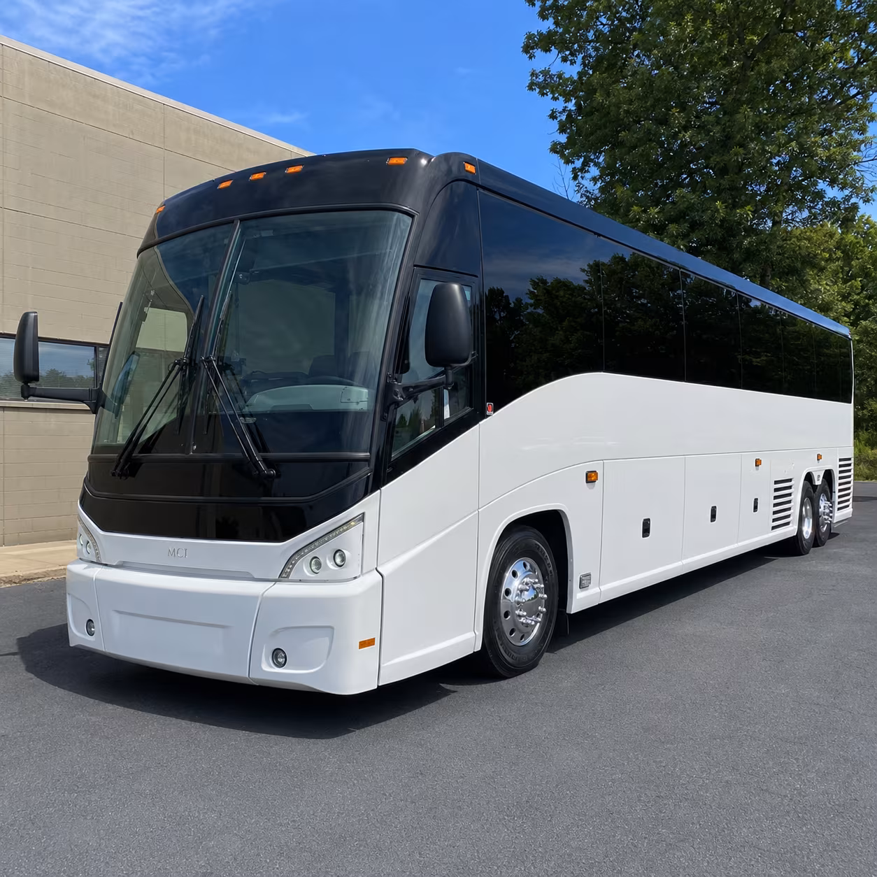bishop international airport fnt shuttle buses from novi