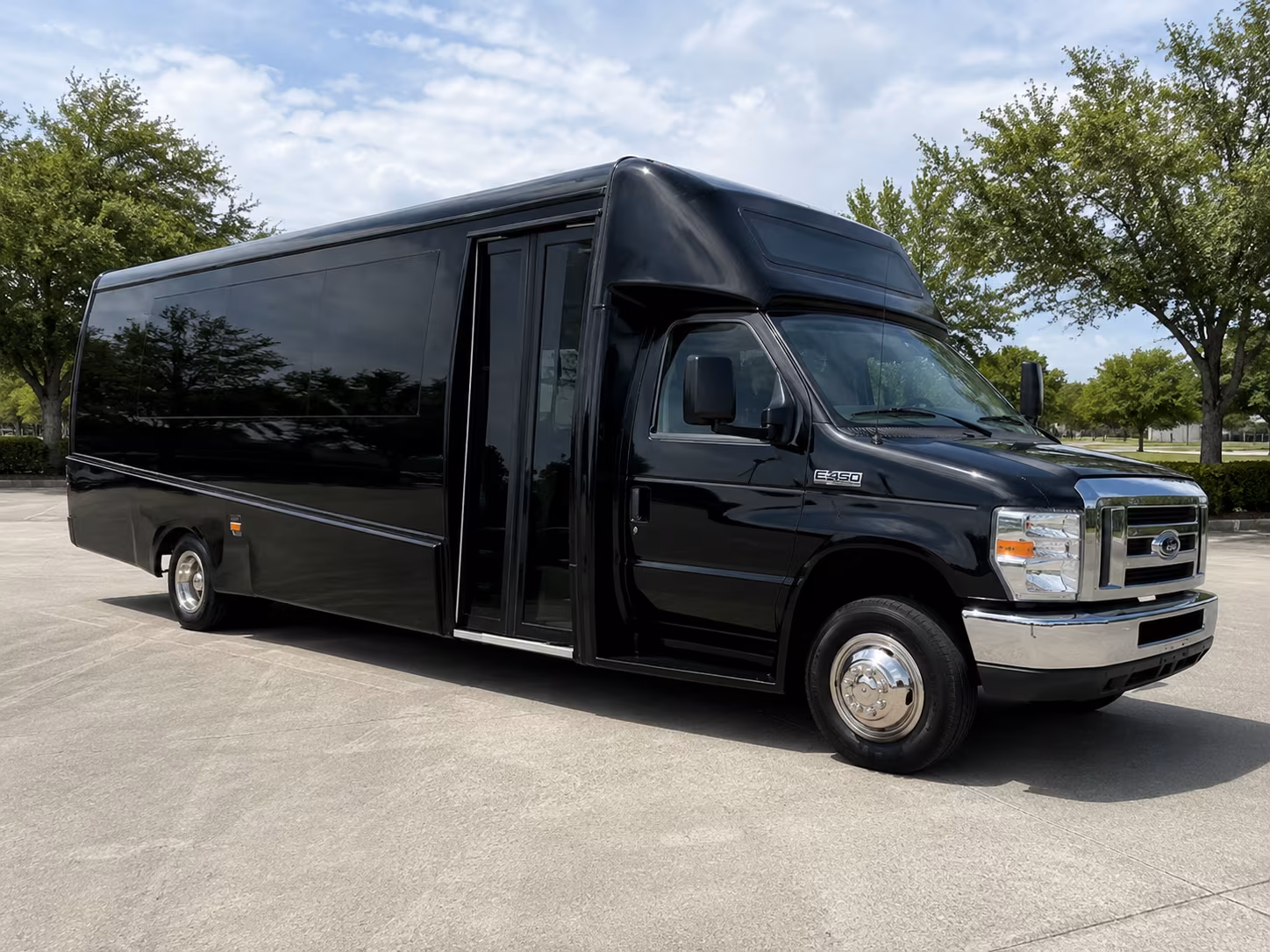 buses for novi student trips to performing arts and cultural venues