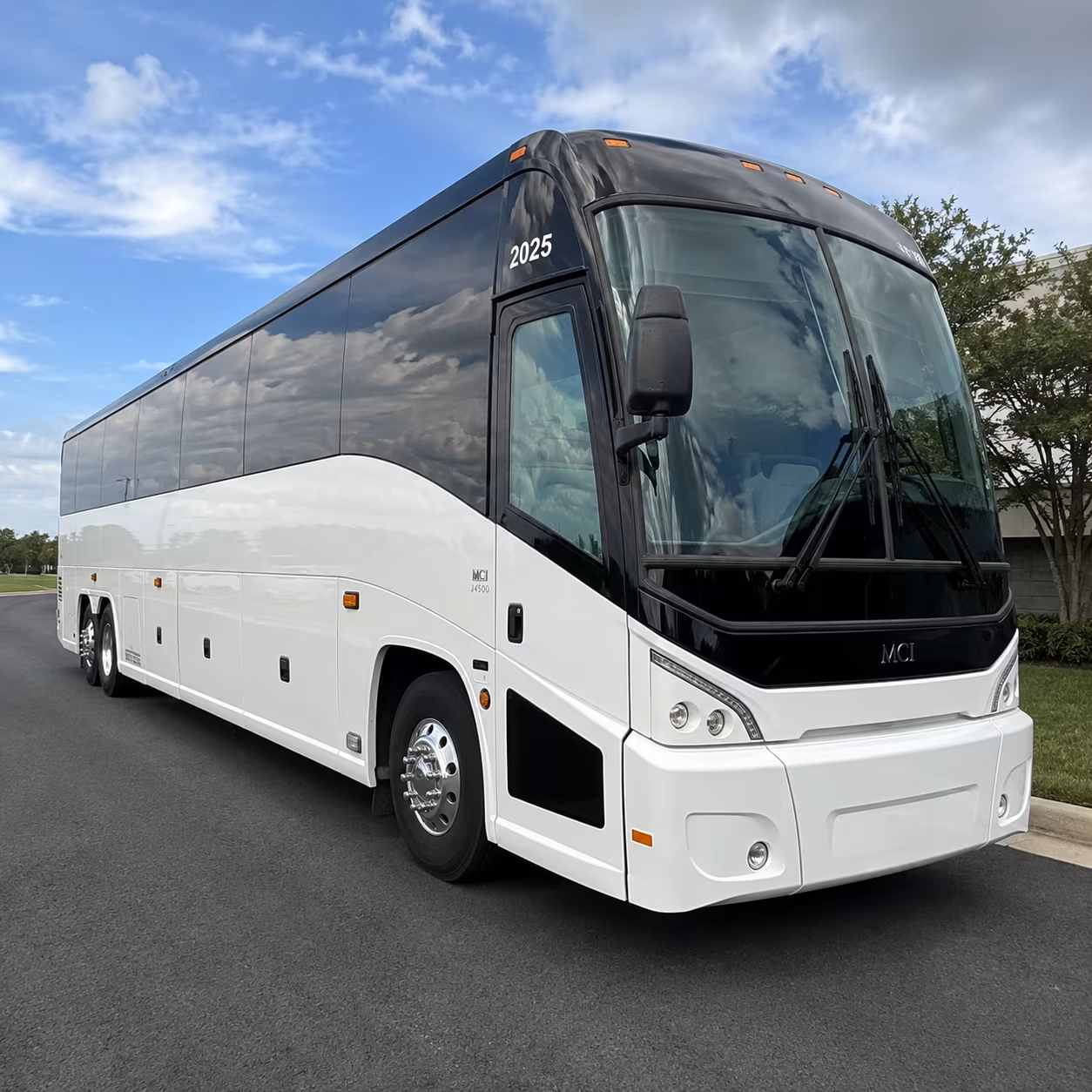 daily commuter shuttle routes along the i 96 and i 275 corridors