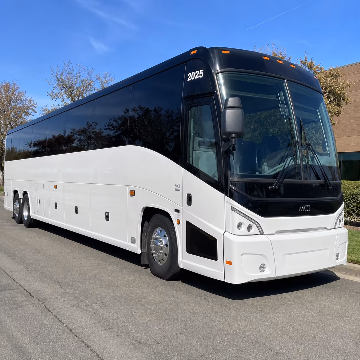 employee shuttle buses for novi and wixom manufacturing and warehouse groups