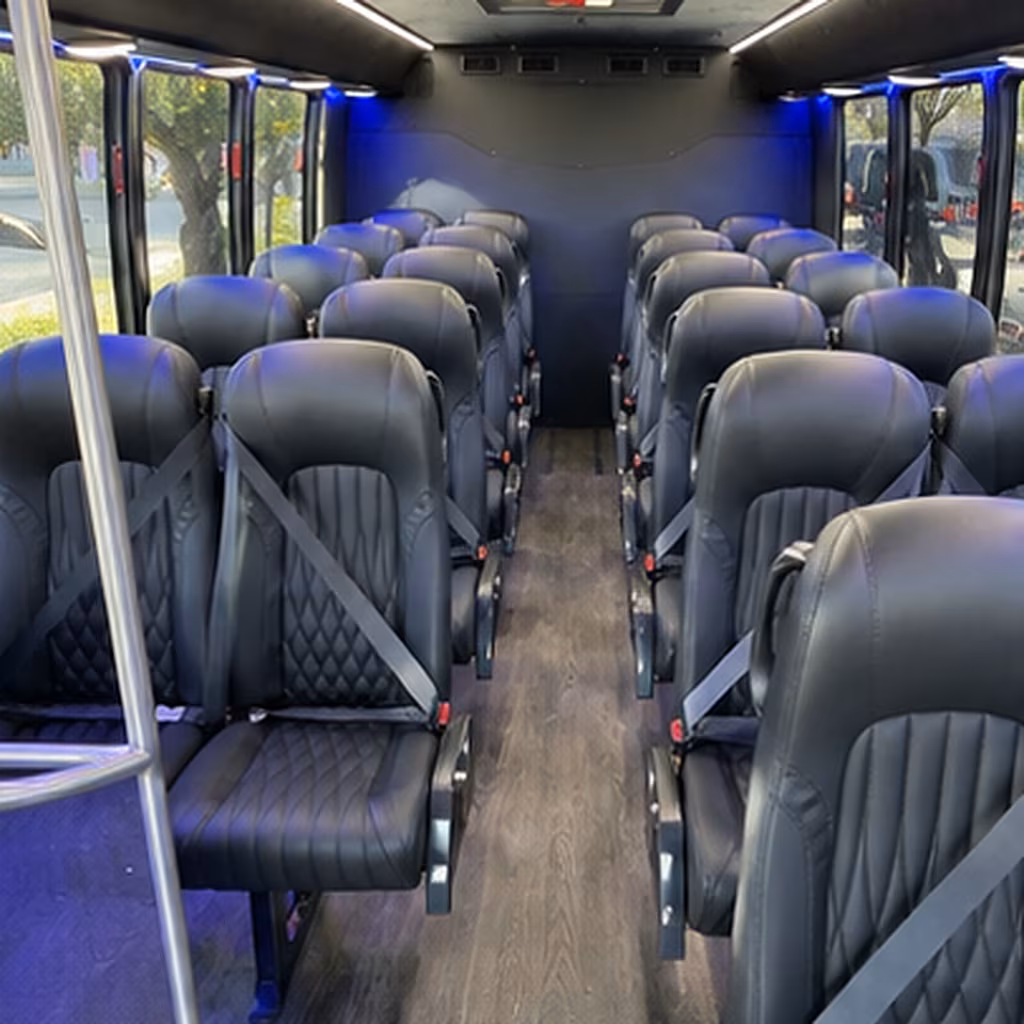 minibus rentals for novi prom groups heading into detroit