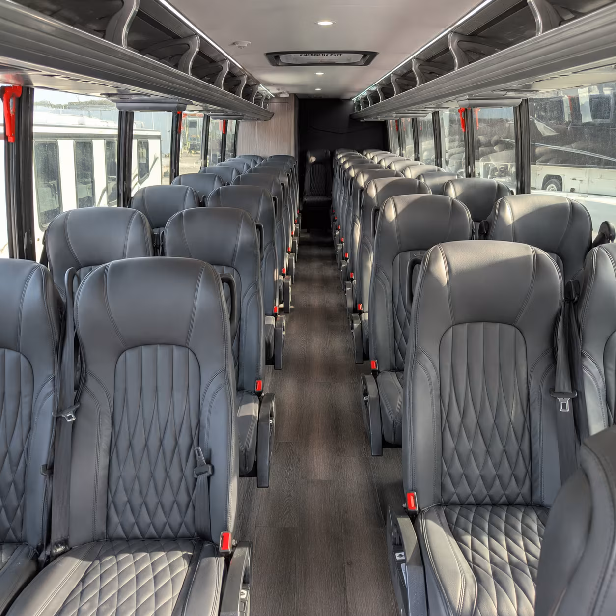 minibuses for novi school trips to zoos and aquariums