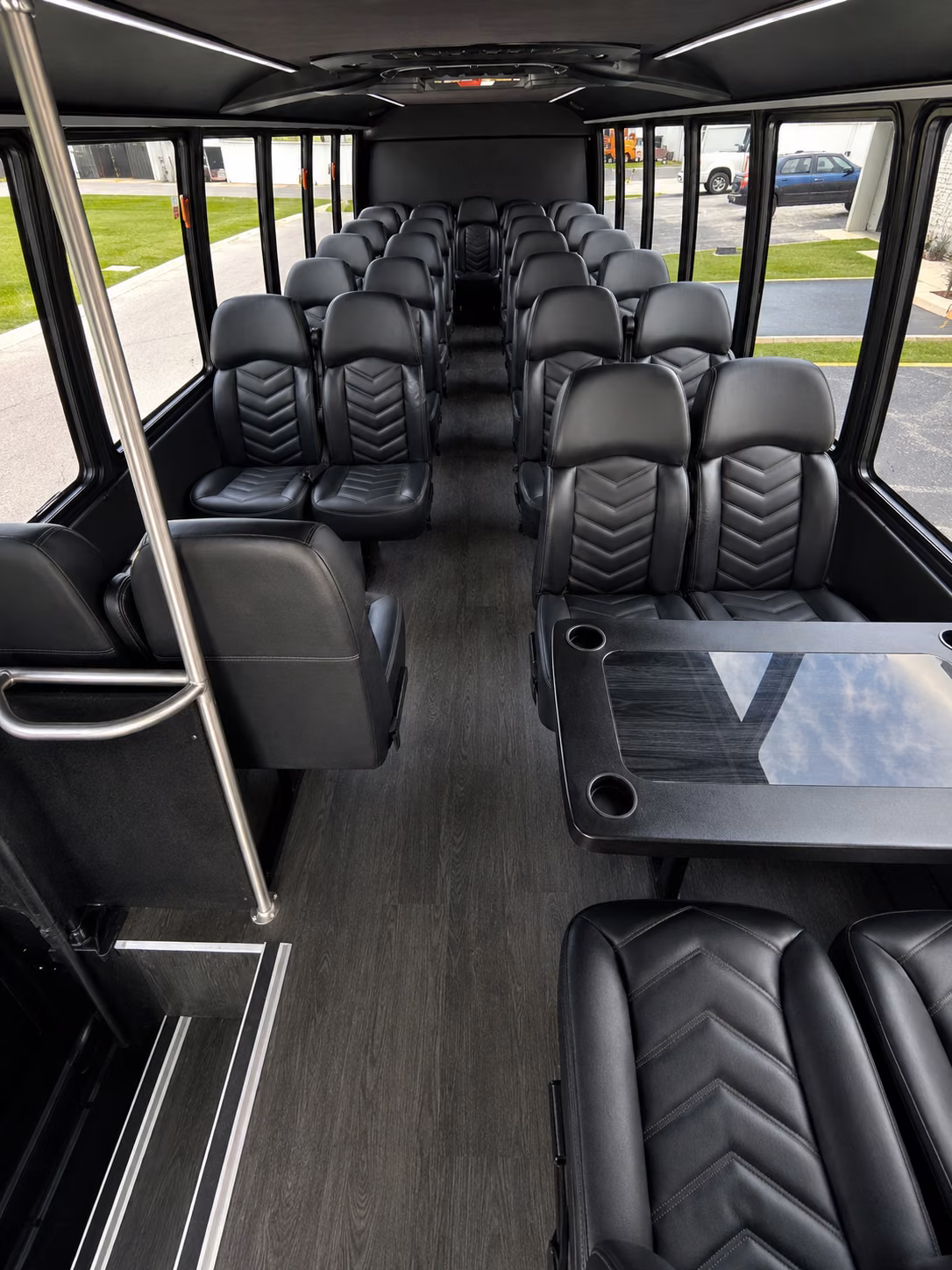 novi 15 passenger minibus inside