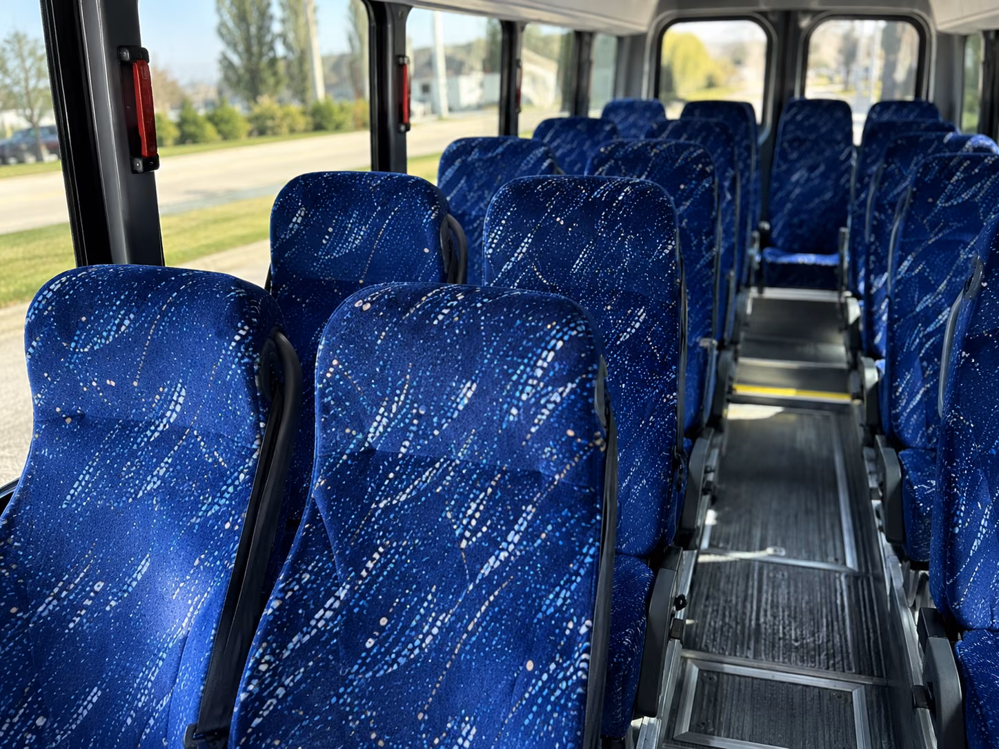 novi 18 passenger minibus inside