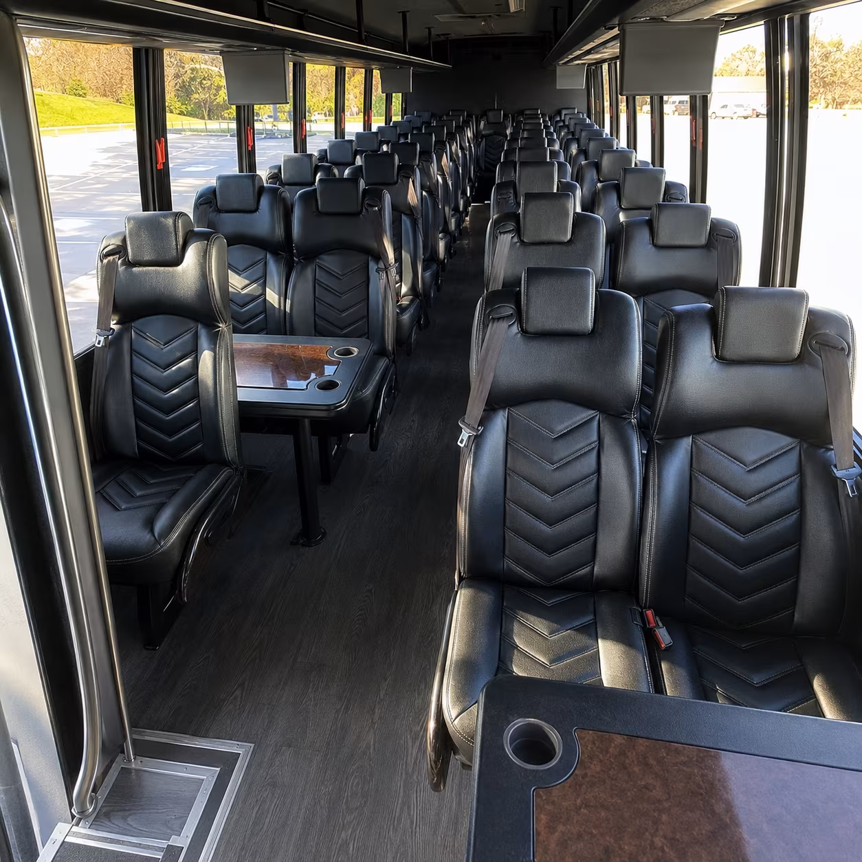 novi 25 passenger minibus inside