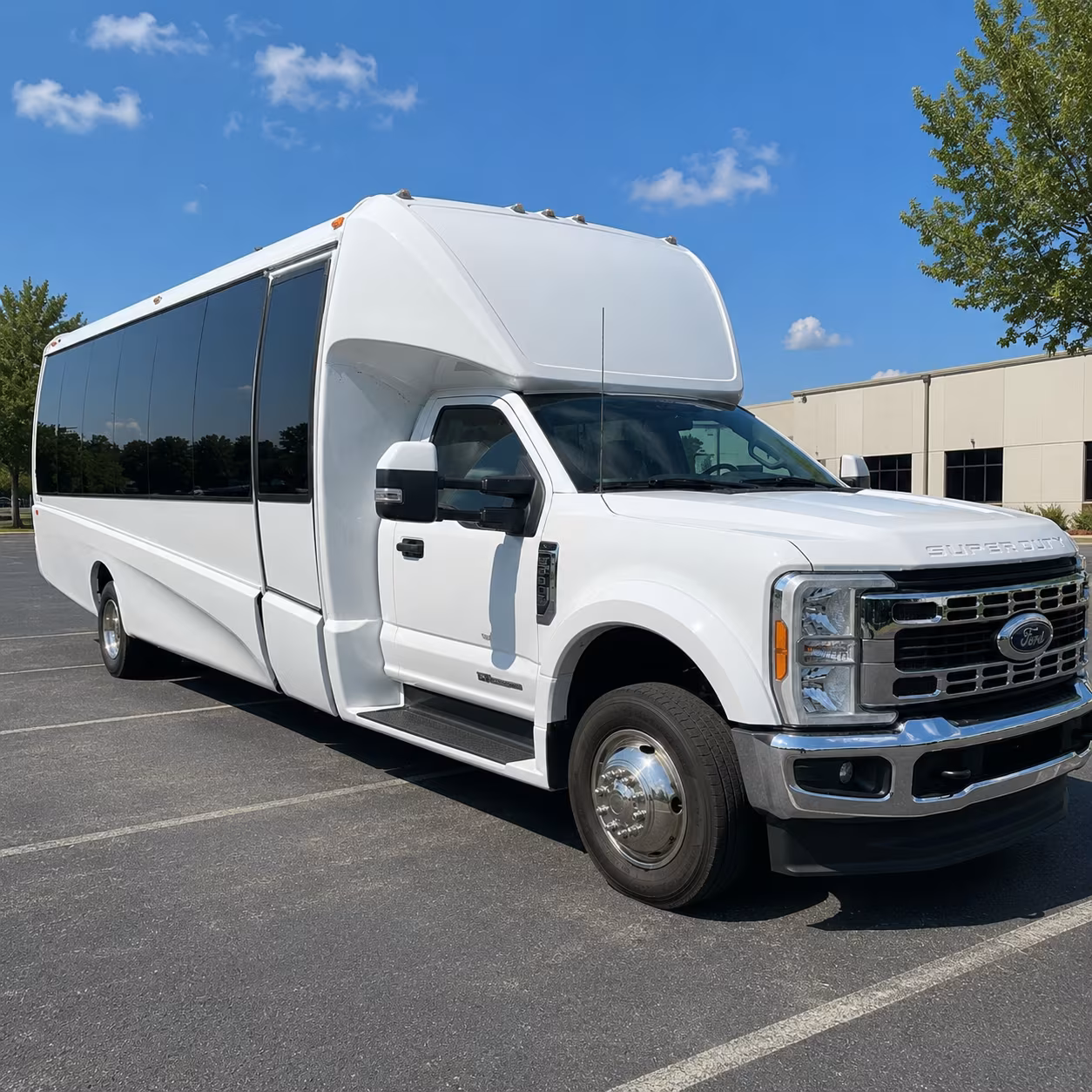 novi corporate shuttle buses for hotel blocks and off site team events