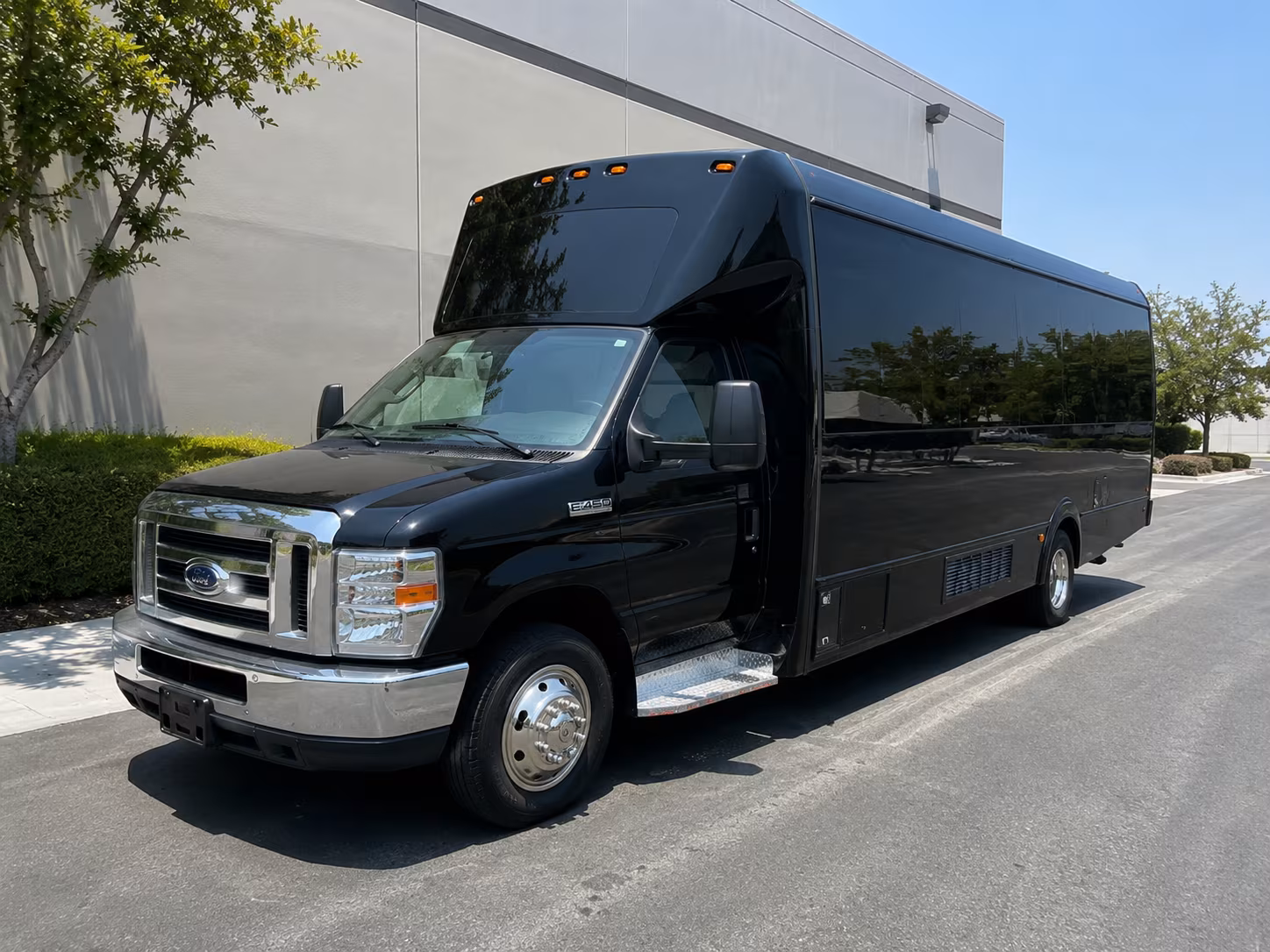 novi party bus booking step 2